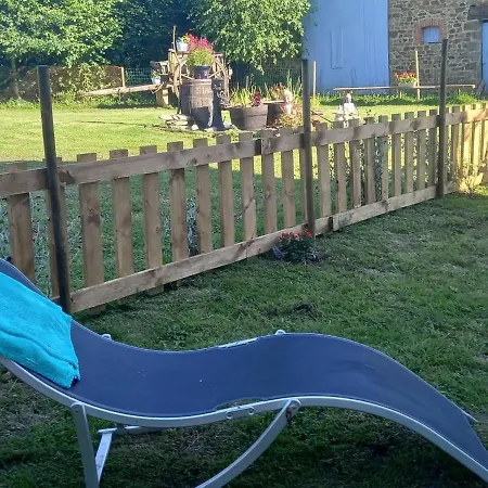 Mortain-bocage - 2-bed Wisteria Sleeps 4