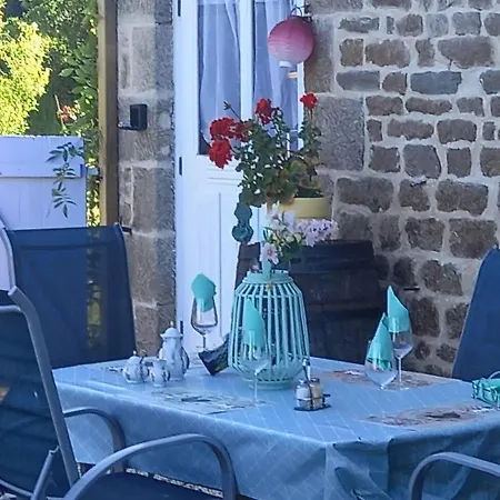 Mortain-bocage - 2-bed Wisteria Sleeps 4 *