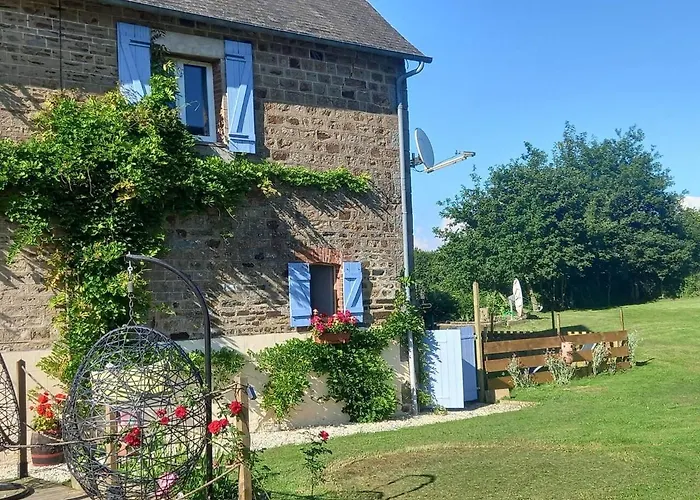 Mortain-bocage - 2-bed Wisteria Sleeps 4