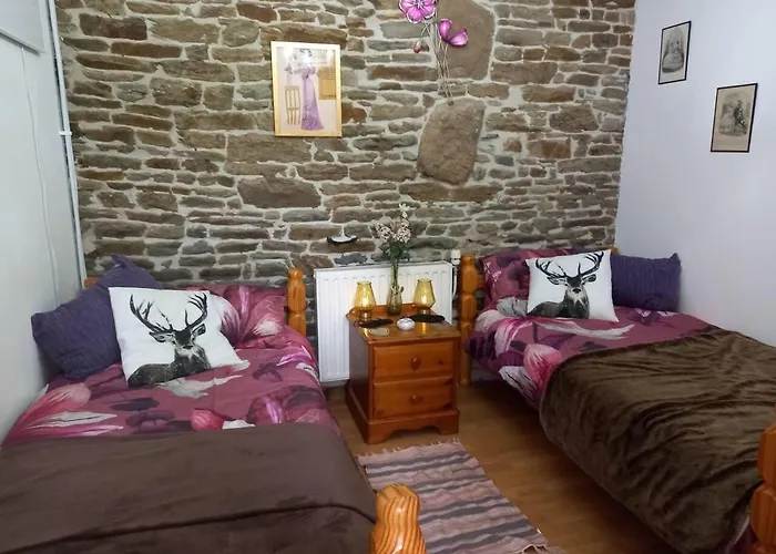 Semesterbostad Mortain-bocage - 2-bed Wisteria - Sleeps 4 Notre-Dame-du-Touchet