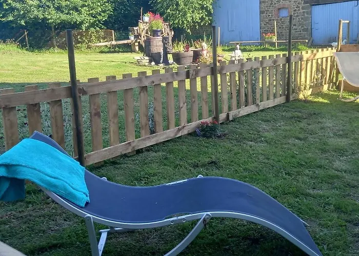 Mortain-bocage - 2-bed Wisteria - Sleeps 4