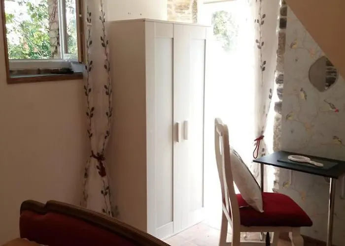 Mortain-bocage - 2-bed Wisteria - Sleeps 4 * Notre-Dame-du-Touchet