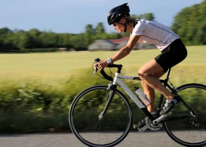 Semesterbostad Mortain-bocage - 2-bed Wisteria - Sleeps 4